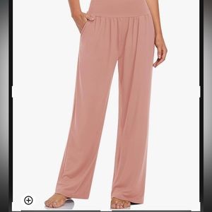 NEW WITH TAGS. XXL Dusty Pink Wide Leg Yoga/Lounge Sweatpants